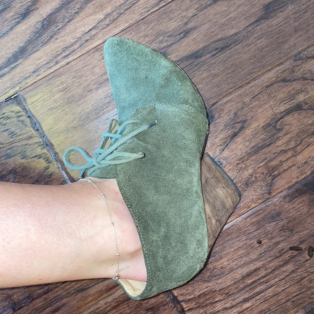 Matt Bernson chunky wedge heel army green suede ankle boots heels laces shoe 8.5 - Picture 8 of 13